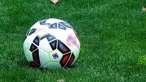 台山校园喜迎足球名宿激情分享